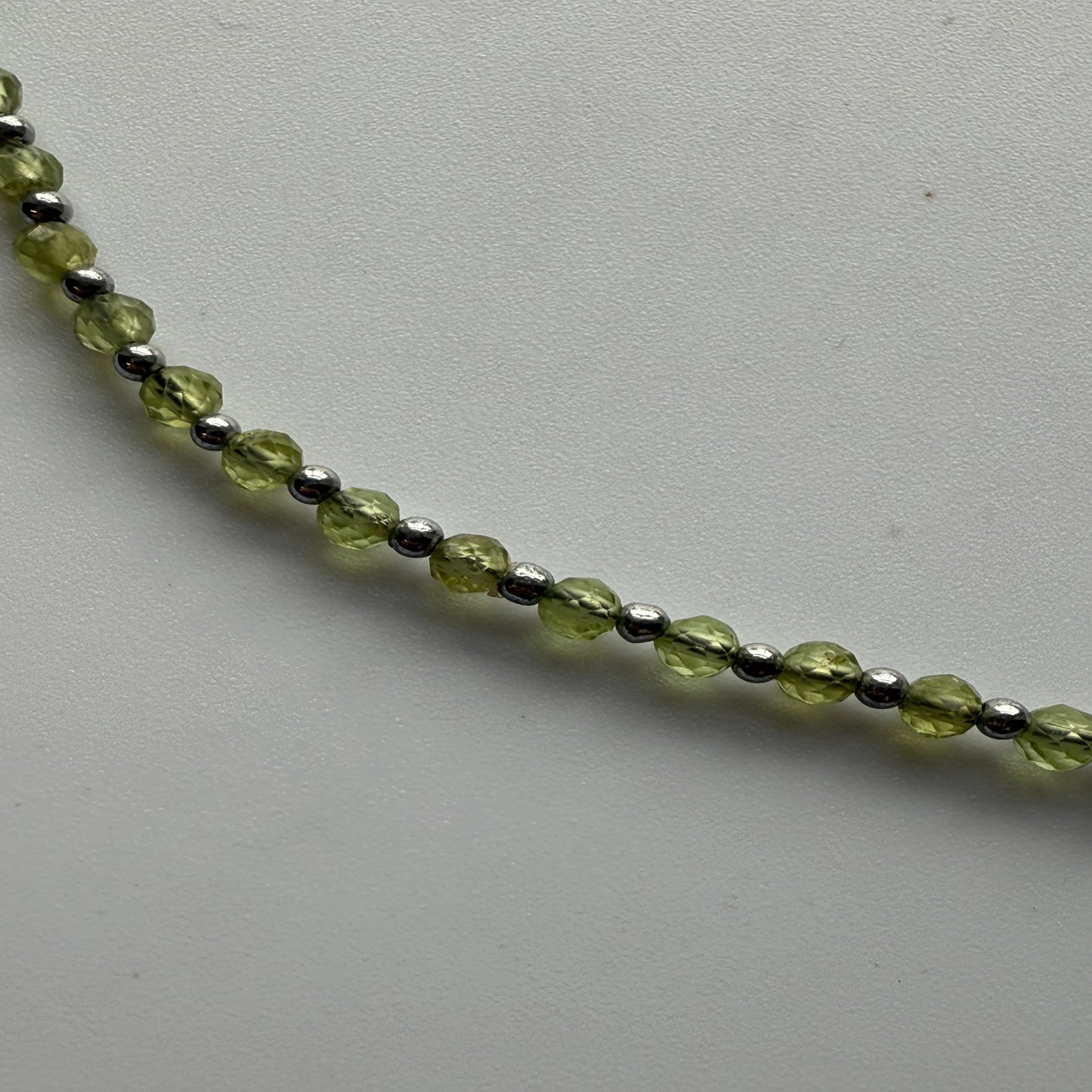 Crystal Healing Anklet - Positivity - Peridot - Pure - Hematite